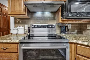 2524 Mallory Ln, Stow, OH 44224 - Photo 9