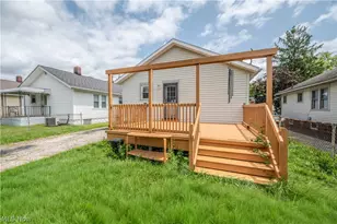 718 Virginia Ave, Akron, OH 44306 - Photo 39