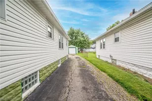 718 Virginia Ave, Akron, OH 44306 - Photo 41
