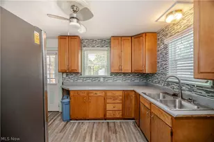 718 Virginia Ave, Akron, OH 44306 - Photo 11