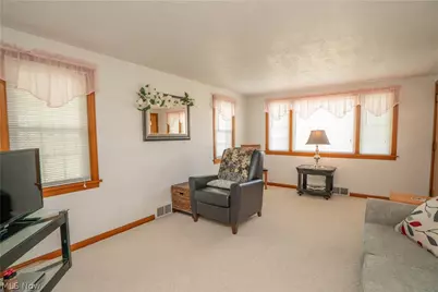 3516 7th Street SW, Canton, OH 44710 - Photo 5