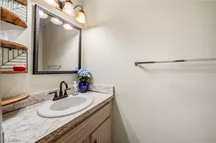 7136 N Churchill Pl, Concord Twp, OH 44077 - Photo 17