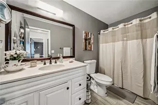 7136 N Churchill Pl, Concord Twp, OH 44077 - Photo 11
