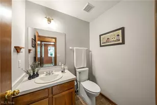 8226 Clover Ln, Garrettsville, OH 44231 - Photo 25