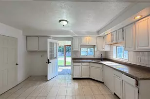 7425 Harvard Ave, Loveland, OH 44105 - Photo 5
