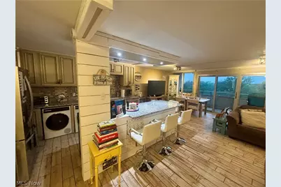 12900 Lake Avenue #915, Oakwood, OH 44107 - Photo 7