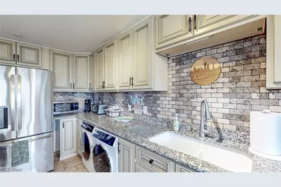 12900 Lake Avenue #915, Oakwood, OH 44107 - Photo 23