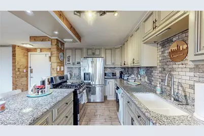 12900 Lake Avenue #915, Oakwood, OH 44107 - Photo 17