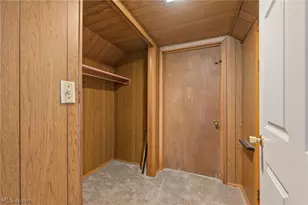 4845 Redwood Dr, Sheffield Lake, OH 44054 - Photo 29
