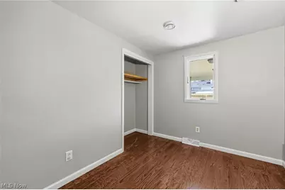 4845 Redwood Drive, Sheffield Lake, OH 44054 - Photo 11