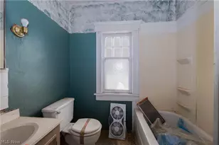 1255 Fulton Rd NW, Canton, OH 44703 - Photo 17