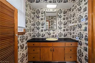 128 Walter St, Bellevue, OH 44811 - Photo 7