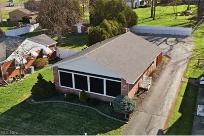 128 Walter Street, Bellevue, OH 44811 - Photo 1