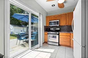 3270 W 122nd St, Loveland, OH 44111 - Photo 5