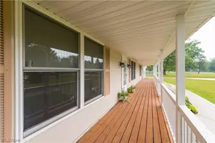 36055 Dellwood Rd, Grafton, OH 44044 - Photo 5
