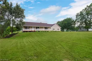 36055 Dellwood Rd, Grafton, OH 44044 - Photo 3