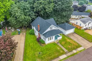 618 Keller St, Barberton, OH 44203 - Photo 3