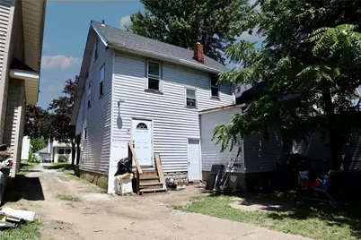 48 E Brookside Avenue, Akron, OH 44301 - Photo 3