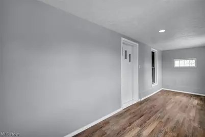 15607 Saranac Road, Loveland, OH 44110 - Photo 9