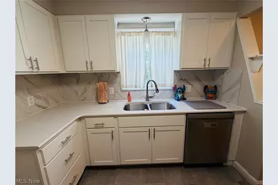4137 David Avenue NW, Canton, OH 44709 - Photo 7