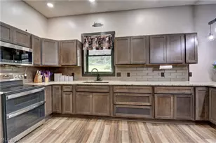 6168 SE Buckeye Hollow Road SE, Uhrichsville, OH 44683 - Photo 19