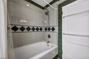1653 Cordova Ave, Oakwood, OH 44107 - Photo 11