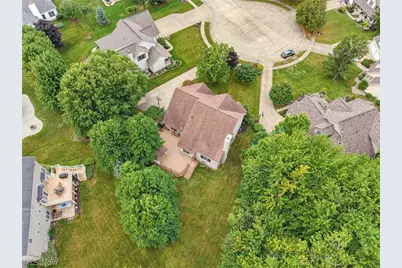 301 Aynesly Way, Brunswick, OH 44212 - Photo 47