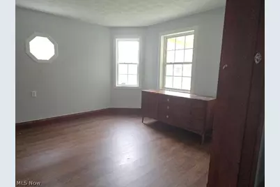 355 12th, Elyria, OH 44035 - Photo 9
