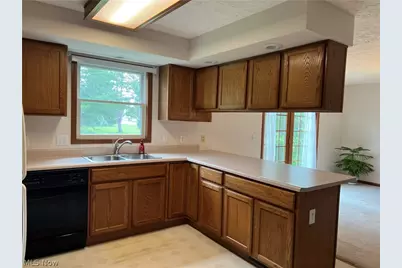 1013 Cherokee, Wapakoneta, OH 45895 - Photo 9