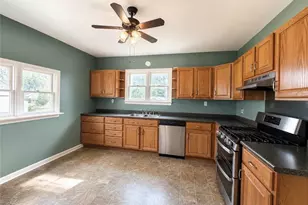 520 Harding Rd, Zanesville, OH 43701 - Photo 17