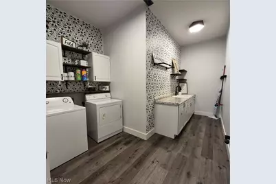 2252 Applegrove Street NE, Canton, OH 44721 - Photo 11