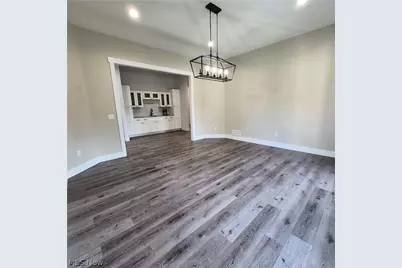 2252 Applegrove Street NE, Canton, OH 44721 - Photo 9