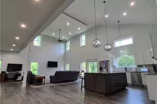 2252 Applegrove St NE, Canton, OH 44721 - Photo 5