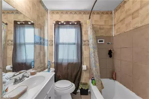 30015 Warren Rd, Wickliffe, OH 44092 - Photo 15