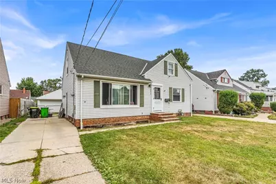 30015 Warren Road, Wickliffe, OH 44092 - Photo 1