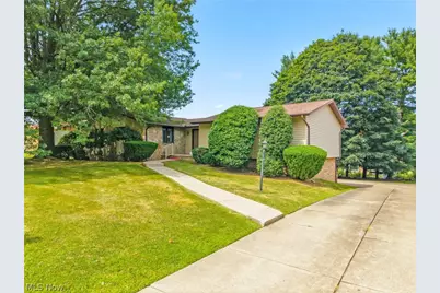 5525 Glenhill Avenue NE, Canton, OH 44721 - Photo 1