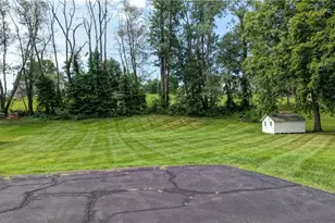 105 Prospect St, Baltic, OH 43804 - Photo 3