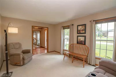 1631 Horizon Drive, Louisville, OH 44641 - Photo 7
