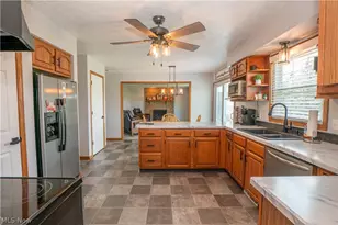 1631 Horizon Dr, Louisville, OH 44641 - Photo 11