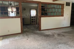 1548 E 296th St, Wickliffe, OH 44092 - Photo 9