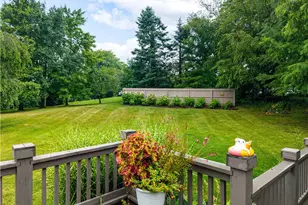 809 Adam Run Dr, Cuyahoga Falls, OH 44223 - Photo 5
