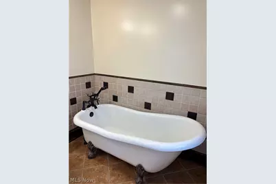1082 Florida Avenue, Akron, OH 44314 - Photo 29