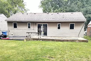 14315 Viola Ave, Loveland, OH 44111 - Photo 3