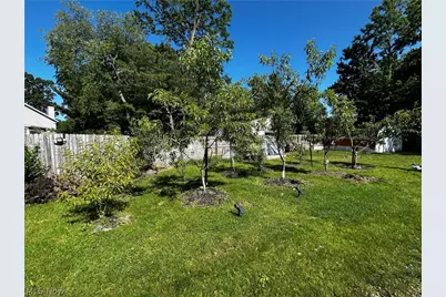 3105 Charles Street, Cuyahoga Falls, OH 44221 - Photo 15