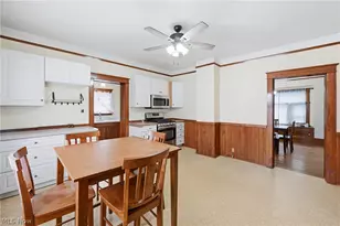 214 6th St, Campbell, OH 44405 - Photo 15