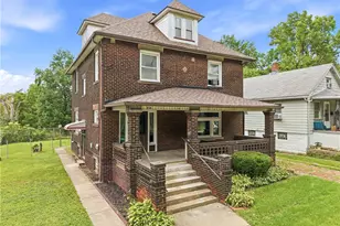 214 6th St, Campbell, OH 44405 - Photo 3