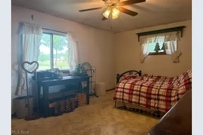 2597 Seifert Lewis Road, Hubbard, OH 44425 - Photo 17
