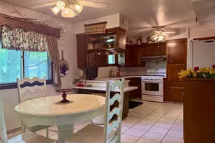 2597 Seifert-Lewis Rd, Hubbard, OH 44425 - Photo 9