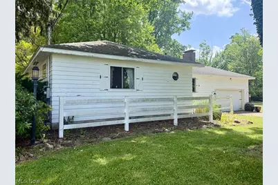 2597 Seifert Lewis Road, Hubbard, OH 44425 - Photo 3