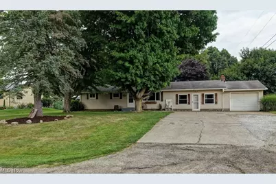 1750 Fairbrook Avenue NE, East Canton, OH 44730 - Photo 3
